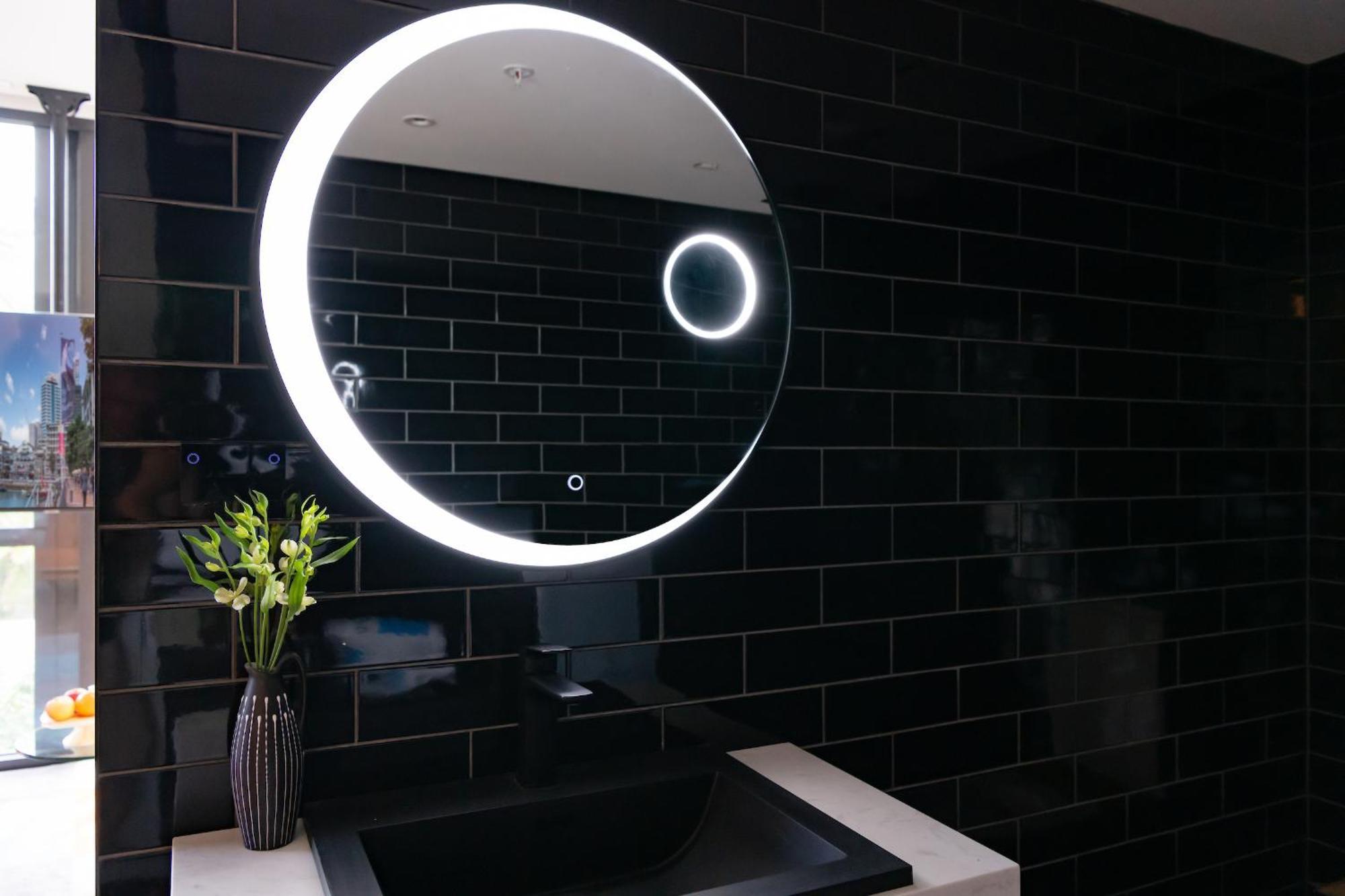 Ohtel Auckland Hotel Exterior foto LED mirror